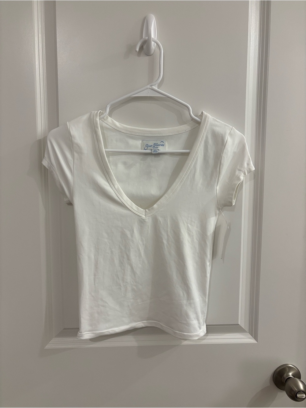 NWT PacSun Your Favorite Lucy Deep V Short Sleeve Top - Picture 2 of 4